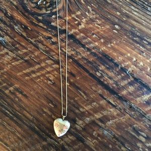 14k gold locket and 14inch chain